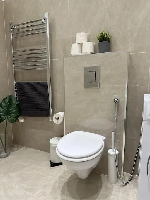 The Pearl Apartment Budapest 0*,  Hungary